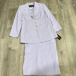 ColleZioni light purple suit 3 pieces size 8